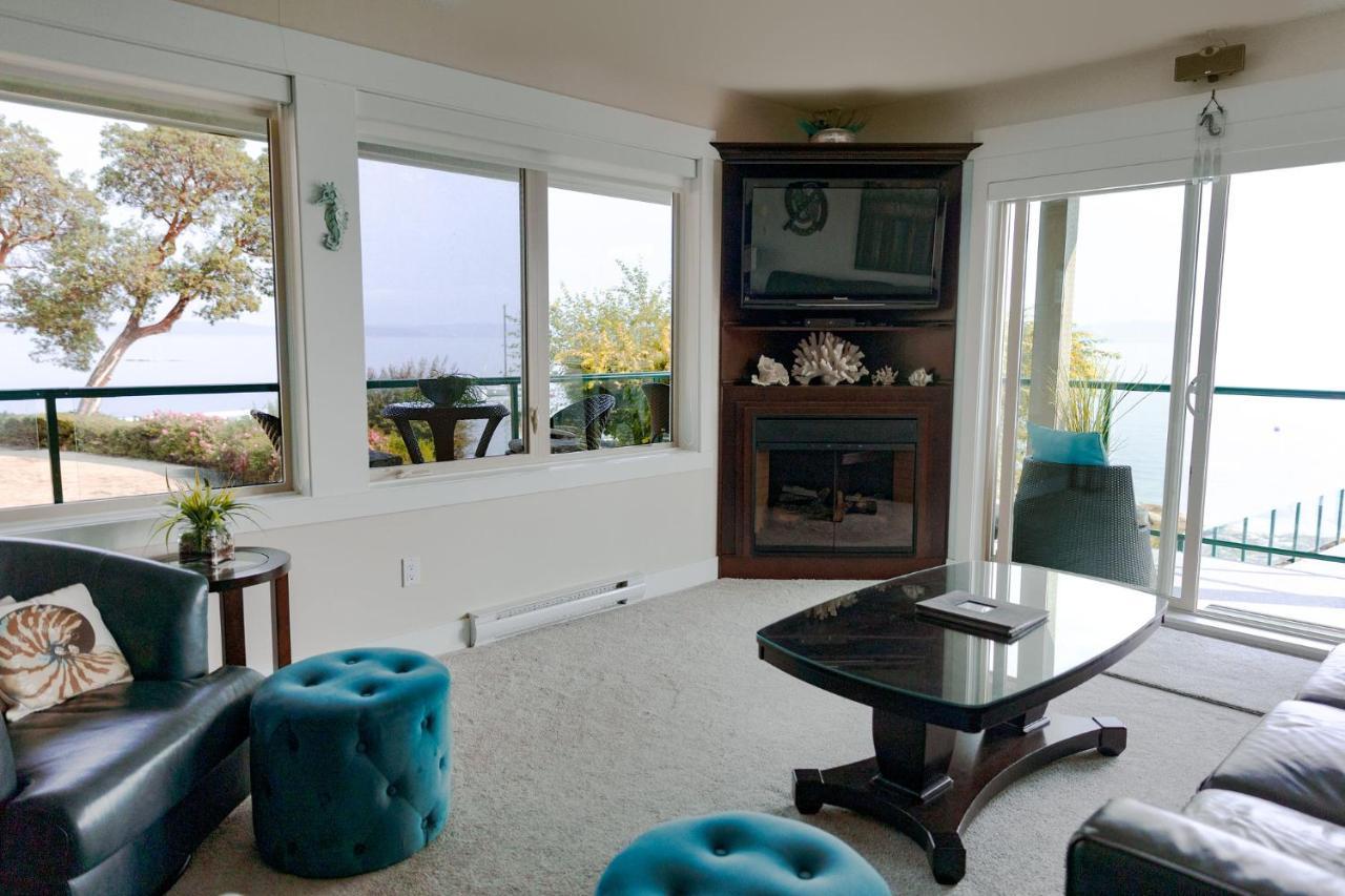 Waterfront In Vancouver Island Ladysmith Exterior photo