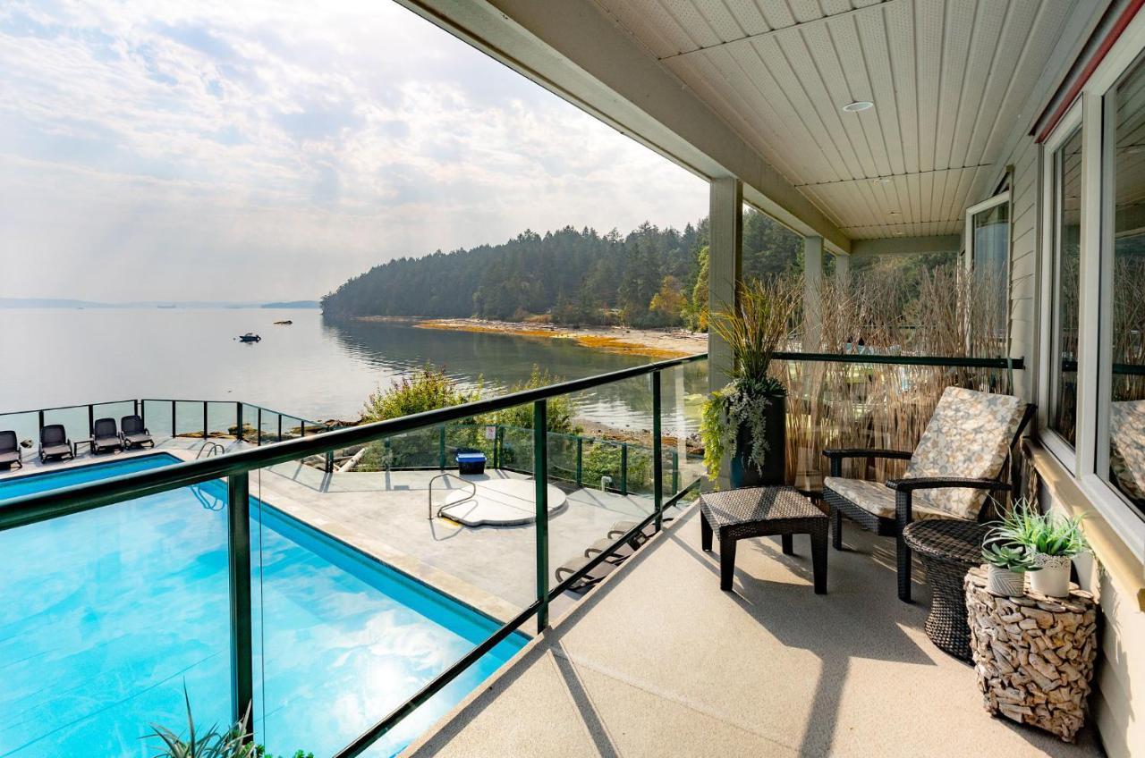 Waterfront In Vancouver Island Ladysmith Exterior photo